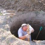 Правилно копаене на кладенци със собствените си ръце: методи за копаене в страната Как да копаем кладенци в страната