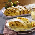 Как да се готви ябълки strudel: рецепта от бутер тесто, класика и от пита