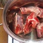 Ako rýchlo uvariť hovädzie mäso: užitočné tipy